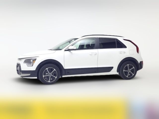 2023 Kia Niro SX