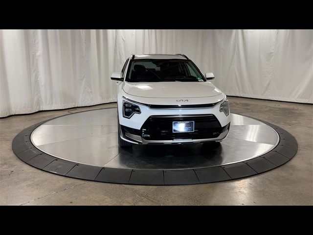 2023 Kia Niro SX Touring