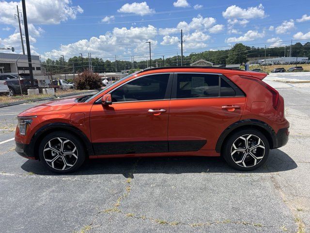 2023 Kia Niro Plug-In Hybrid SX Touring