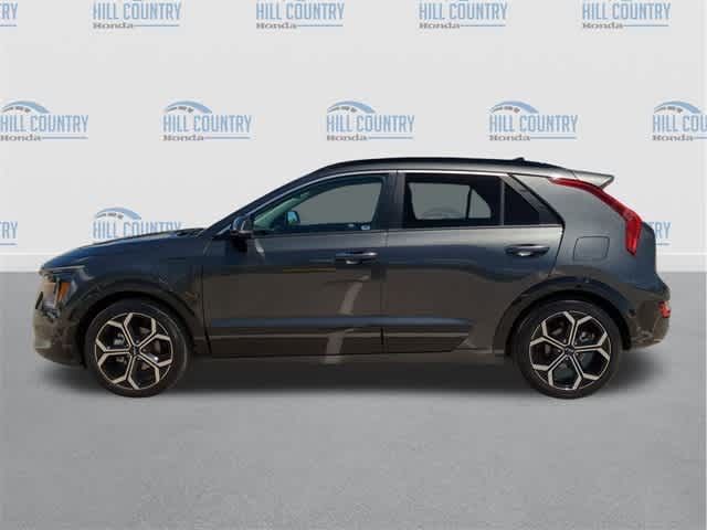 2023 Kia Niro Plug-In Hybrid SX Touring