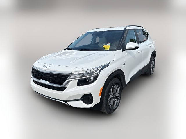 2023 Kia Seltos EX