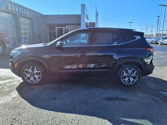 2023 Kia Seltos EX
