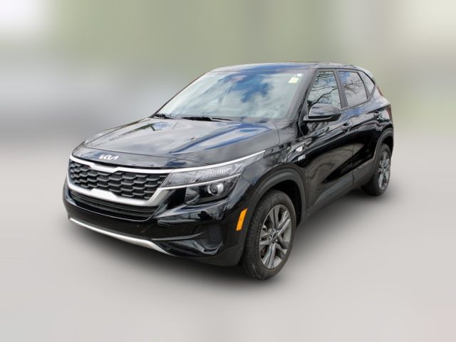 2023 Kia Seltos LX