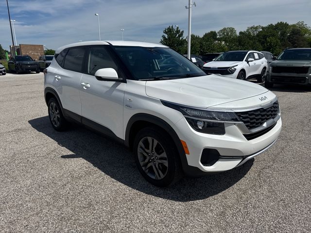 2023 Kia Seltos LX