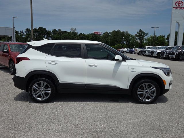2023 Kia Seltos LX