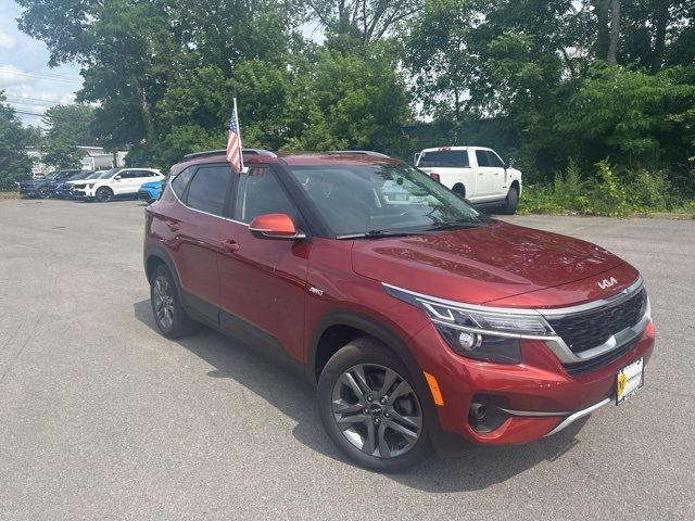 2023 Kia Seltos S
