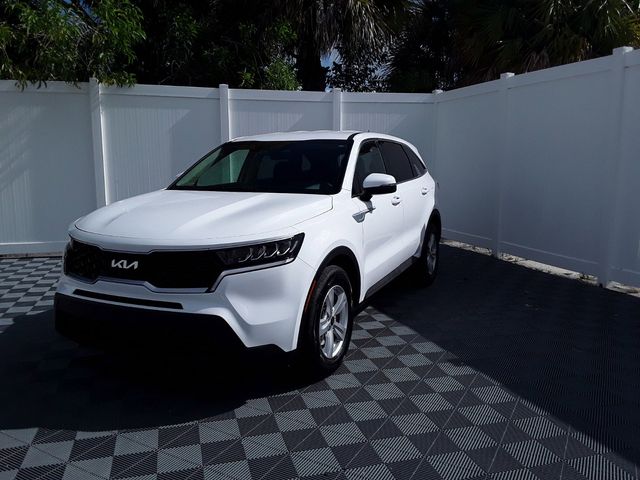 2023 Kia Sorento LX