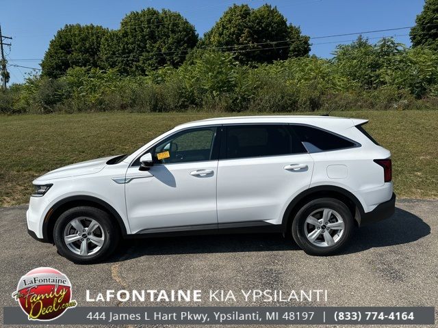 2023 Kia Sorento LX