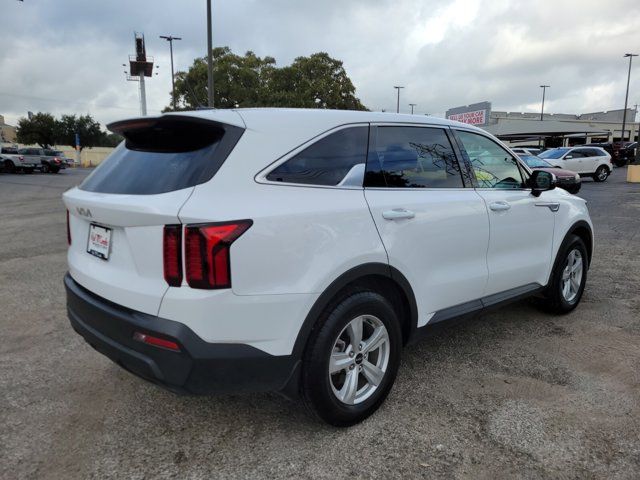 2023 Kia Sorento LX