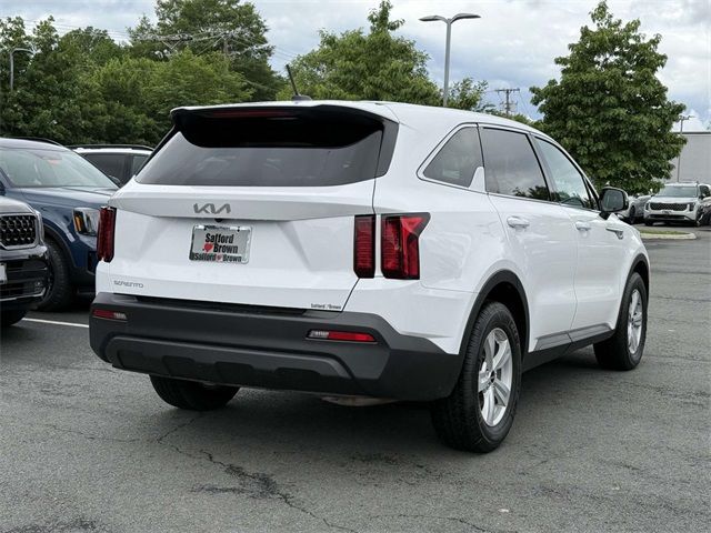 2023 Kia Sorento LX