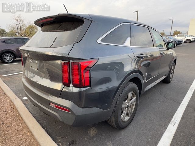 2023 Kia Sorento LX