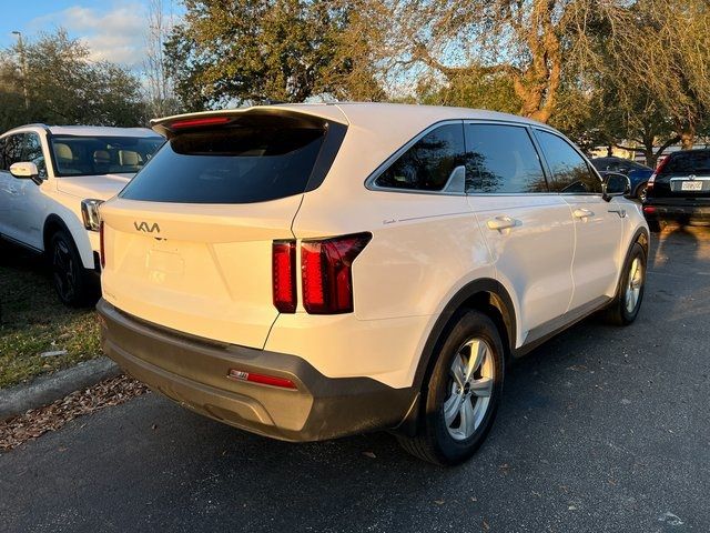 2023 Kia Sorento LX