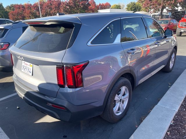 2023 Kia Sorento LX