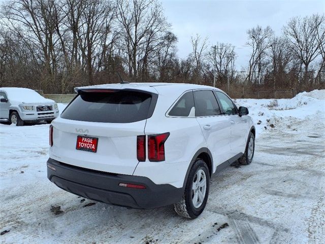 2023 Kia Sorento LX