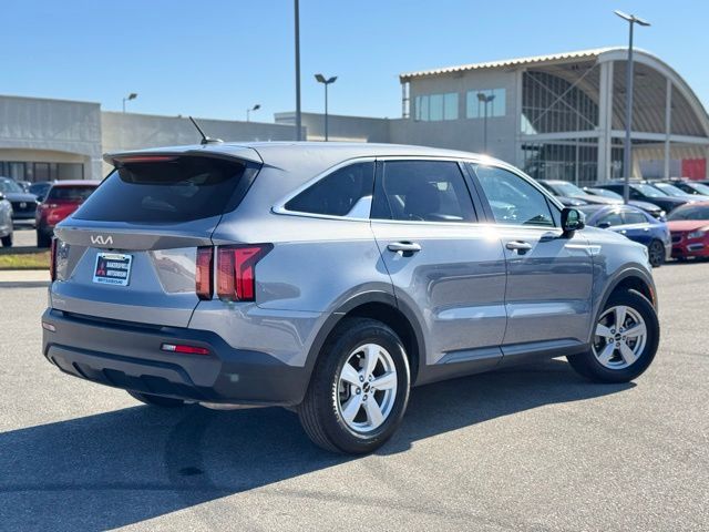 2023 Kia Sorento LX