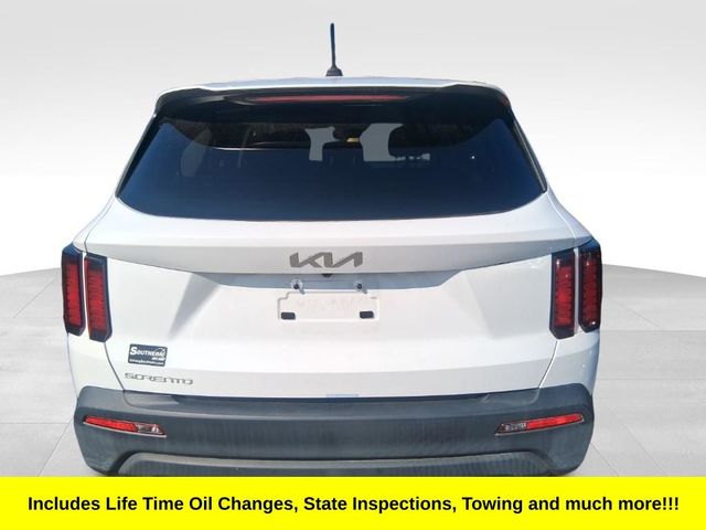 2023 Kia Sorento LX