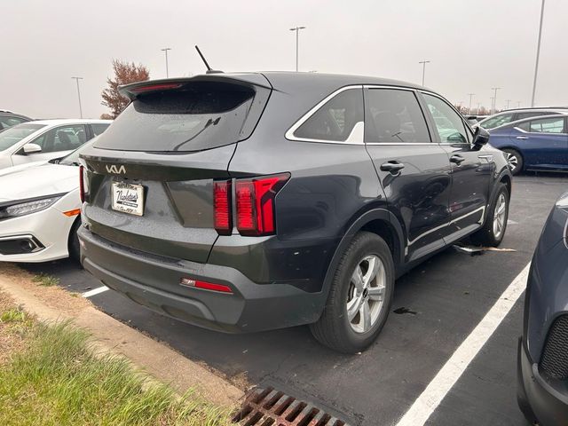 2023 Kia Sorento LX