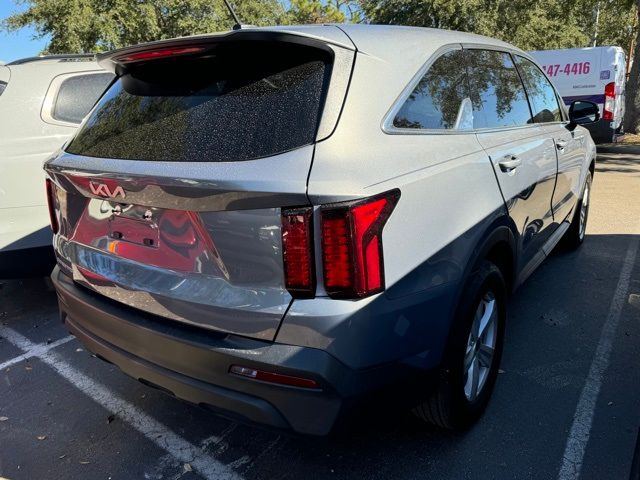 2023 Kia Sorento LX