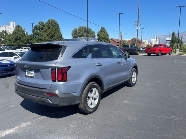 2023 Kia Sorento LX