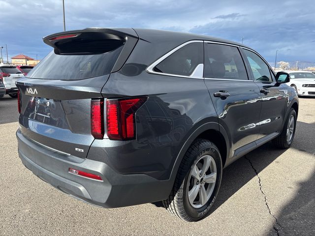 2023 Kia Sorento LX