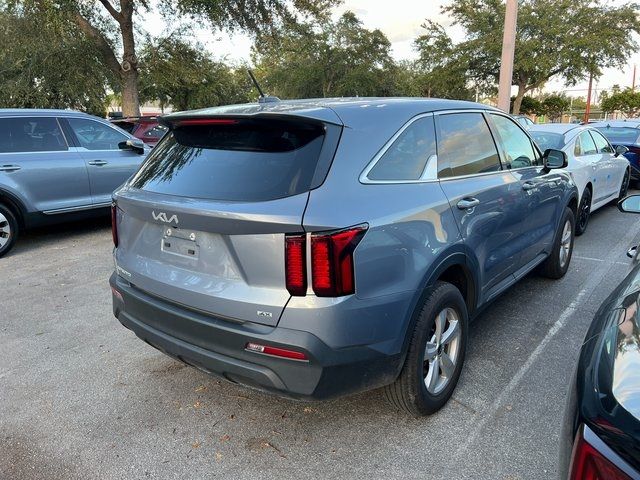 2023 Kia Sorento LX