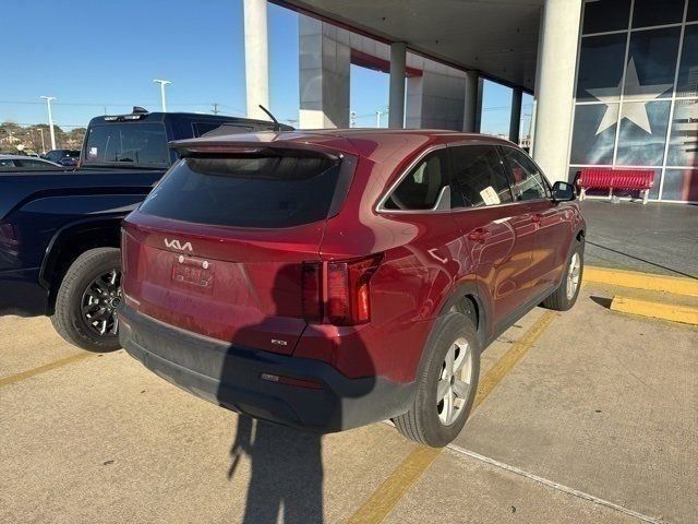 2023 Kia Sorento LX