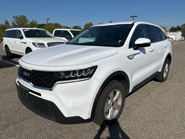 2023 Kia Sorento LX