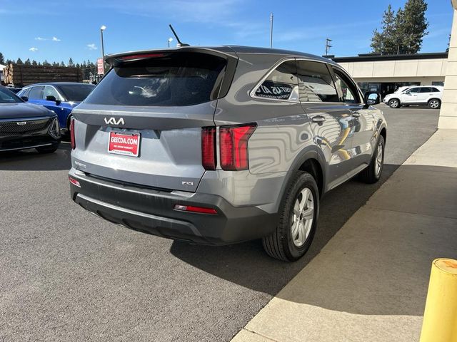 2023 Kia Sorento LX