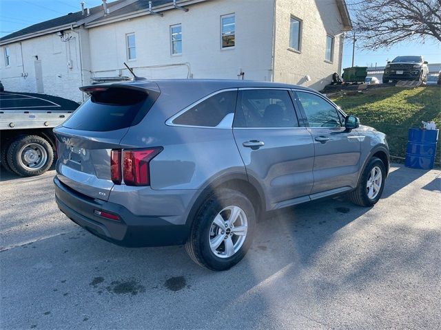 2023 Kia Sorento LX