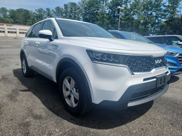 2023 Kia Sorento LX