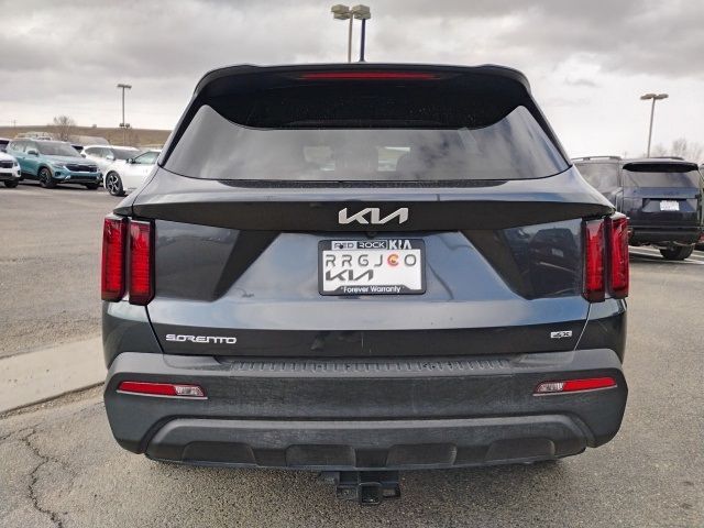 2023 Kia Sorento LX