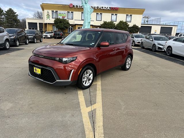 2023 Kia Soul LX