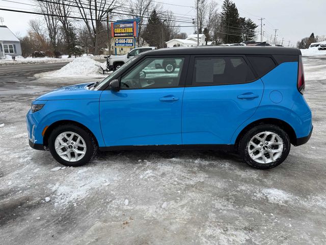 2023 Kia Soul S