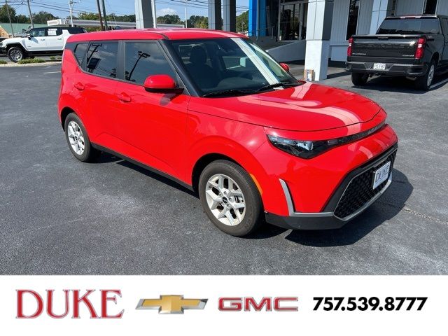 2023 Kia Soul LX