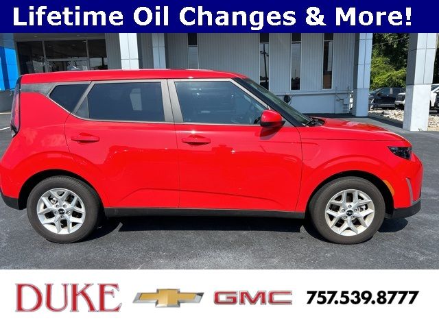 2023 Kia Soul LX