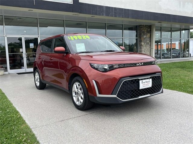 2023 Kia Soul LX