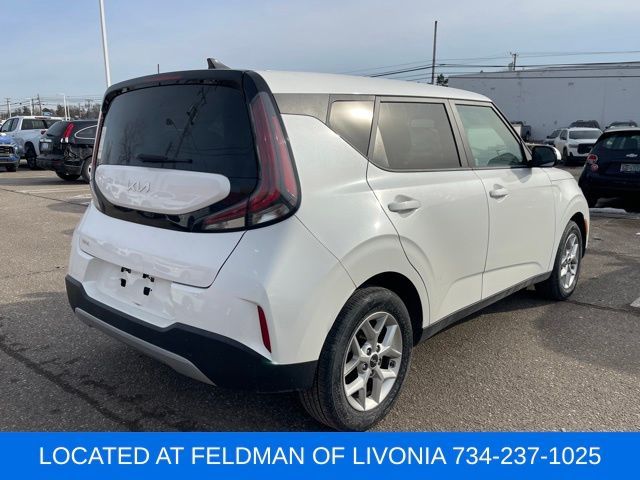 2023 Kia Soul LX