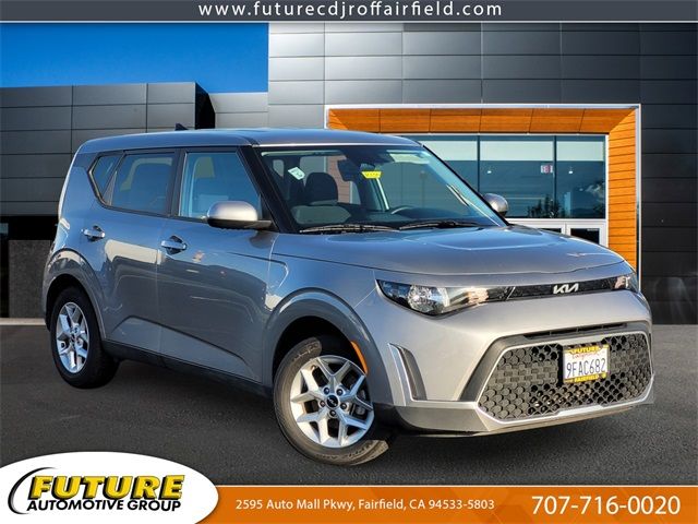 2023 Kia Soul LX