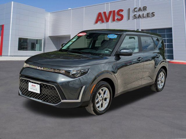 2023 Kia Soul LX