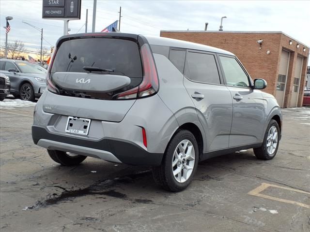 2023 Kia Soul LX