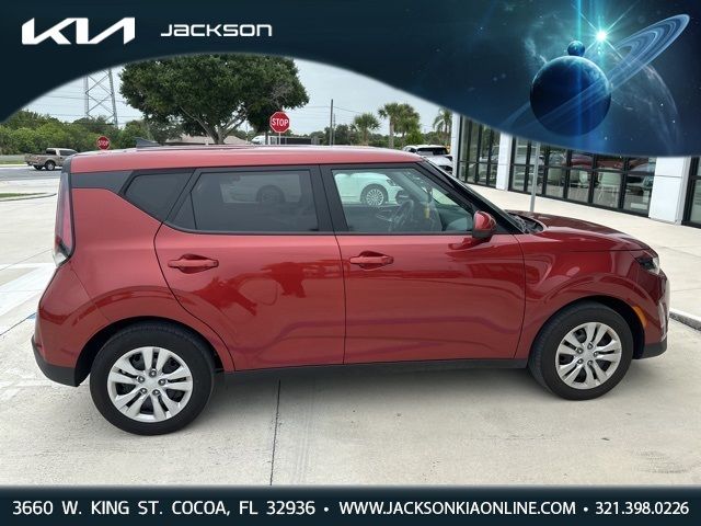 2023 Kia Soul LX