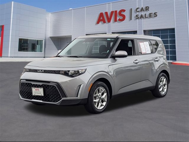 2023 Kia Soul LX