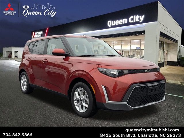 2023 Kia Soul LX