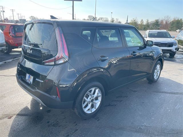 2023 Kia Soul LX