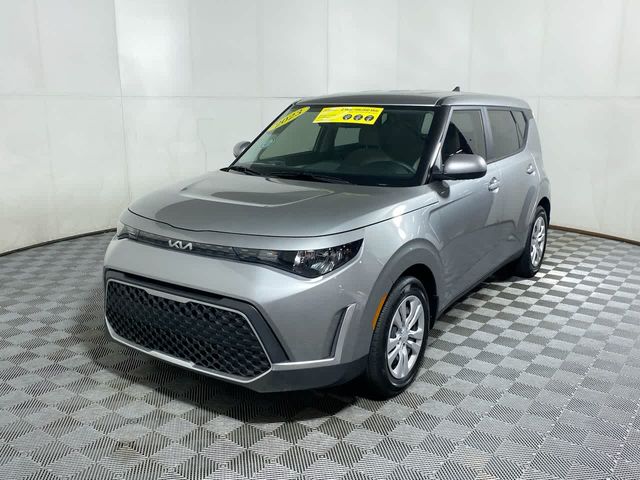 2023 Kia Soul LX