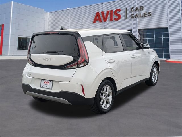 2023 Kia Soul LX