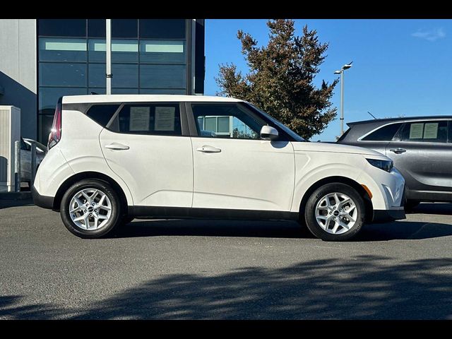 2023 Kia Soul S