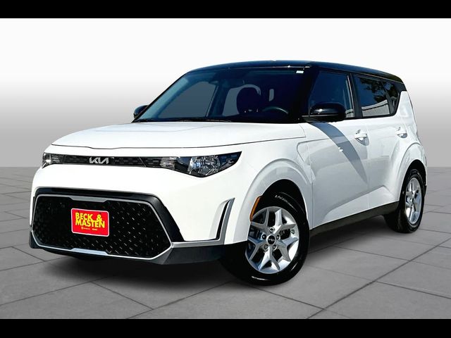 2023 Kia Soul S