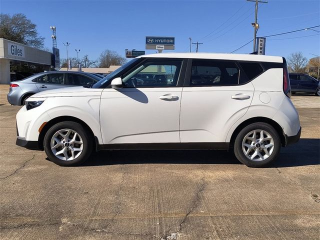 2023 Kia Soul S