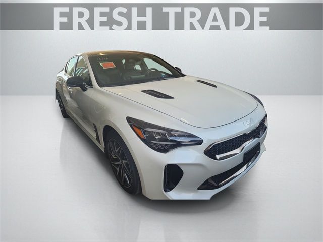 2023 Kia Stinger GT-Line